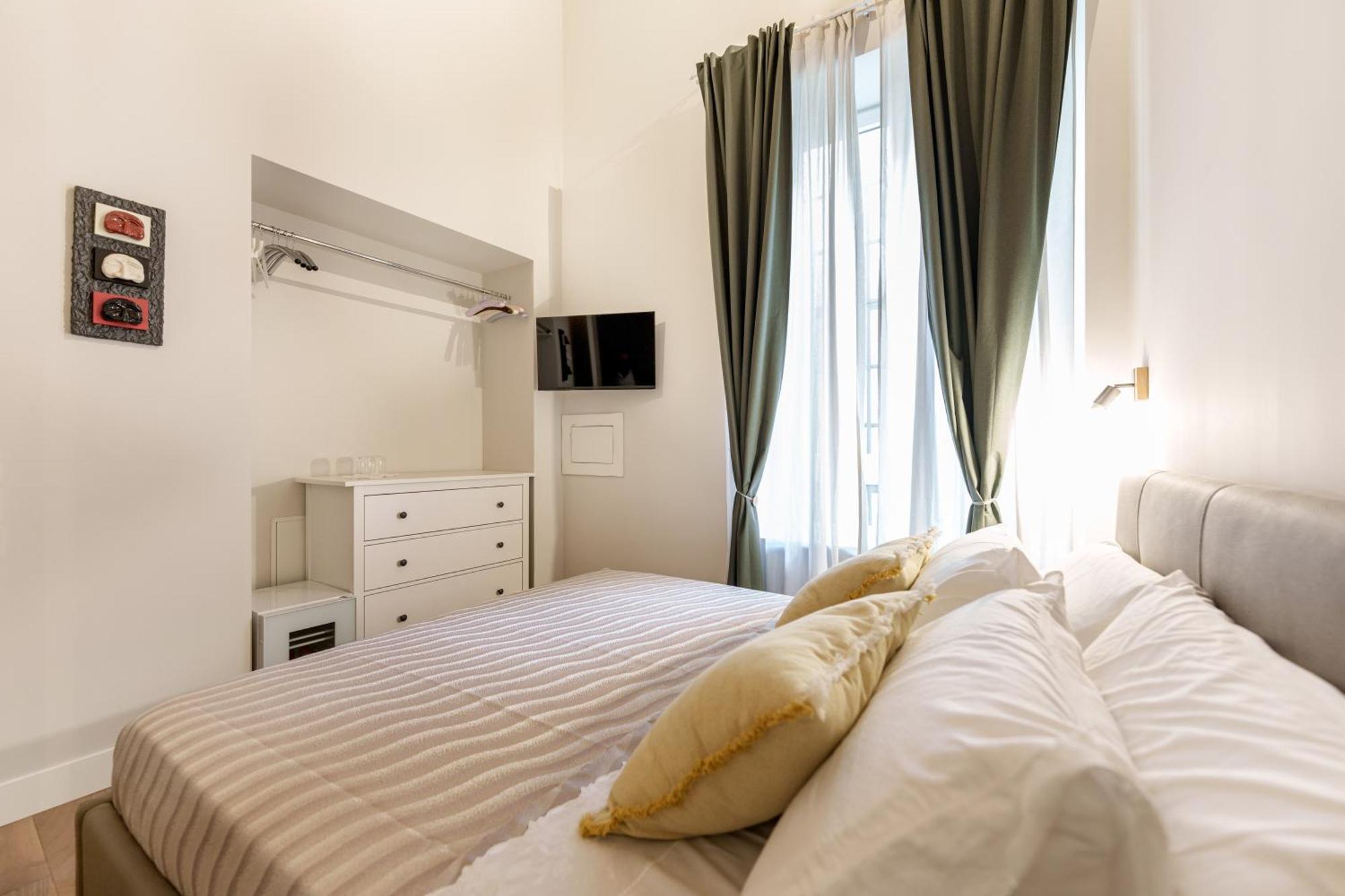 Alfonsina Guest Room Napoli Bagian luar foto
